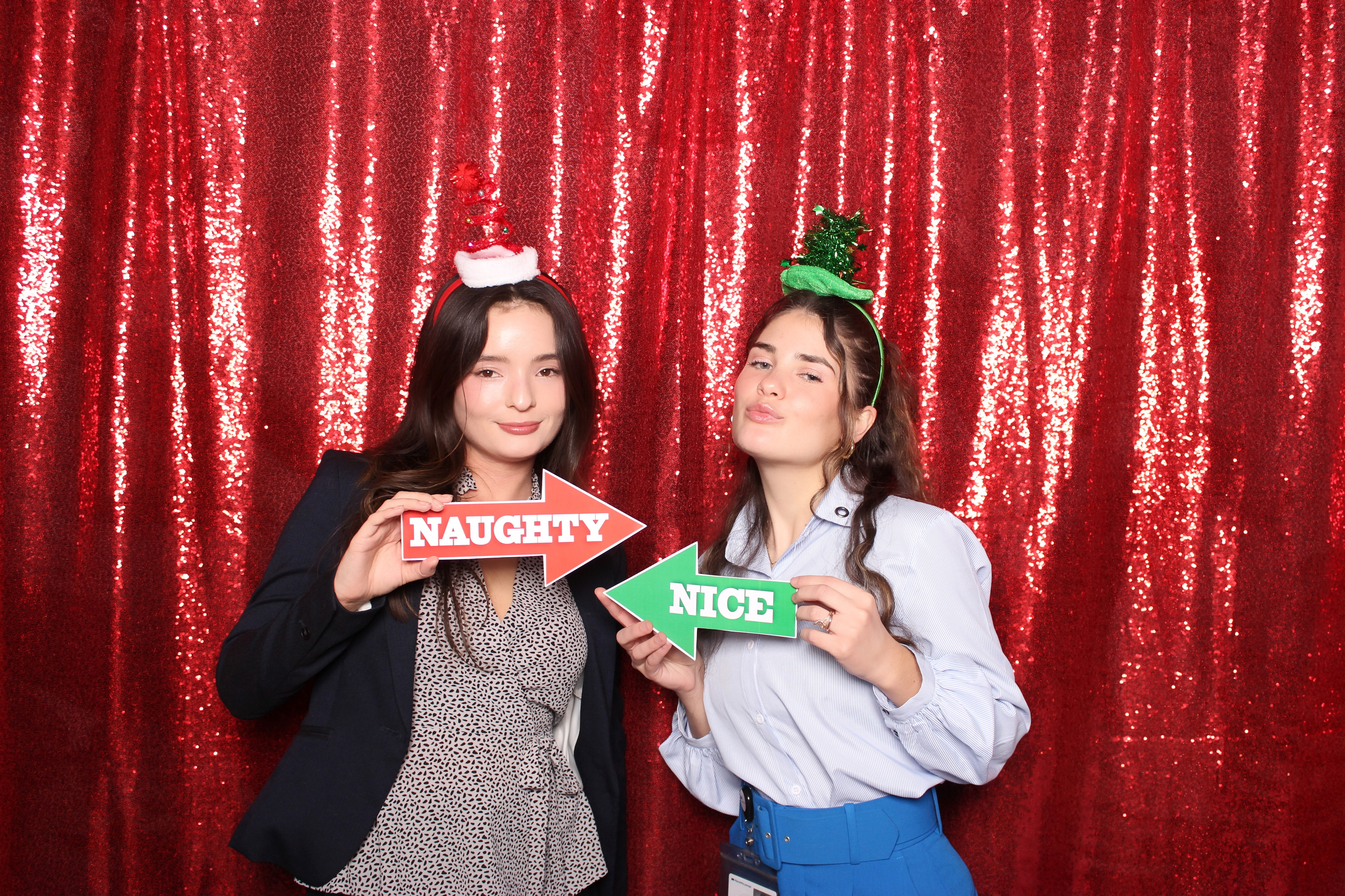 Holiday party photo booth moment 6