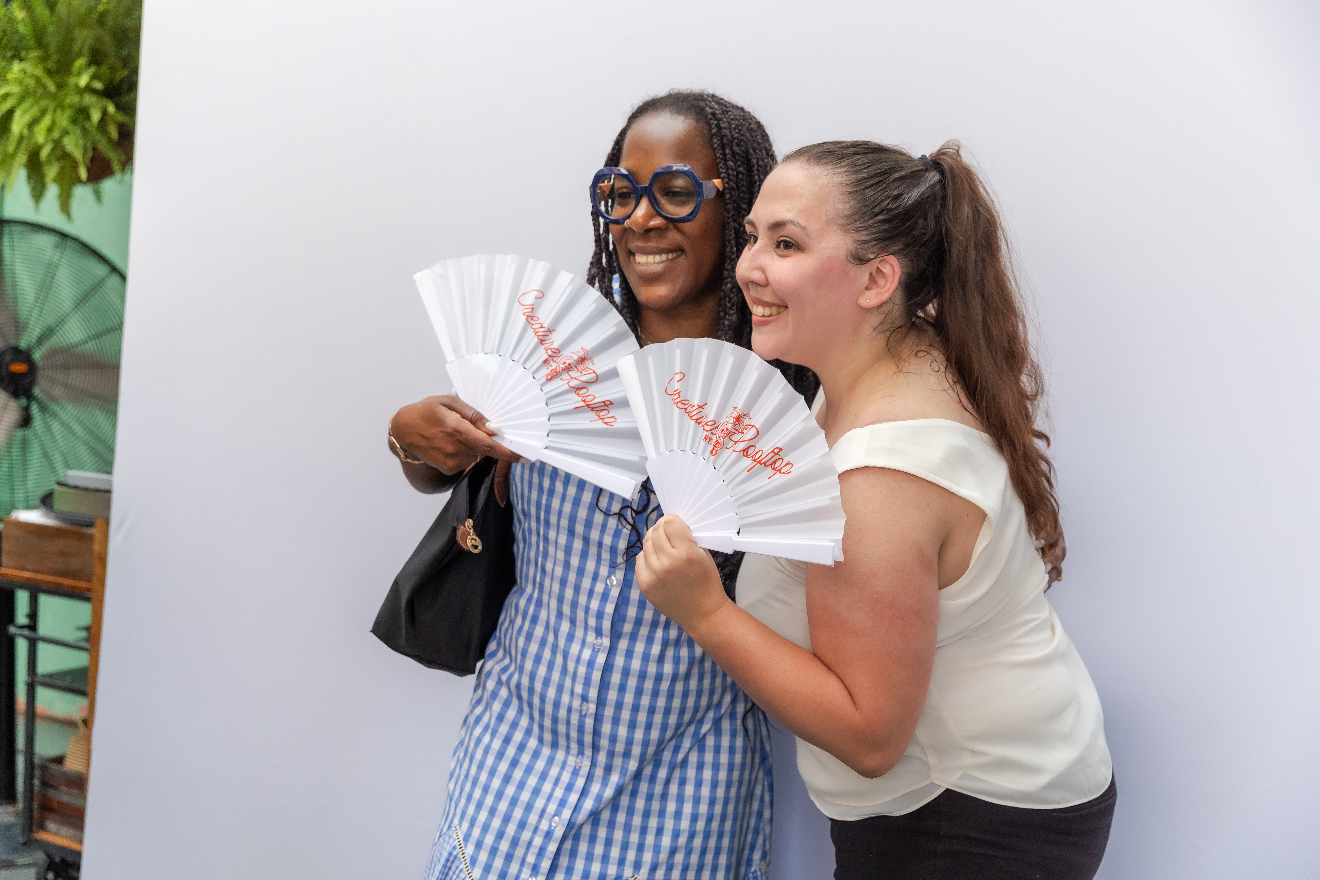 A Holographic Keepsake for the ILEA Summer Happy Hour — event photo 7